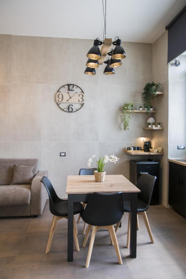Suite 18 Luxury Apartments Bari Exterior foto