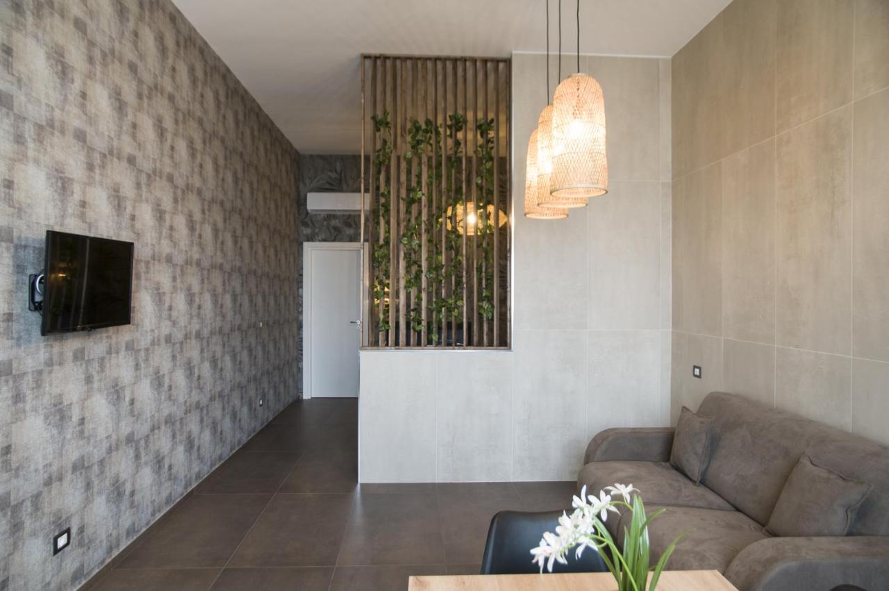 Suite 18 Luxury Apartments Bari Exterior foto