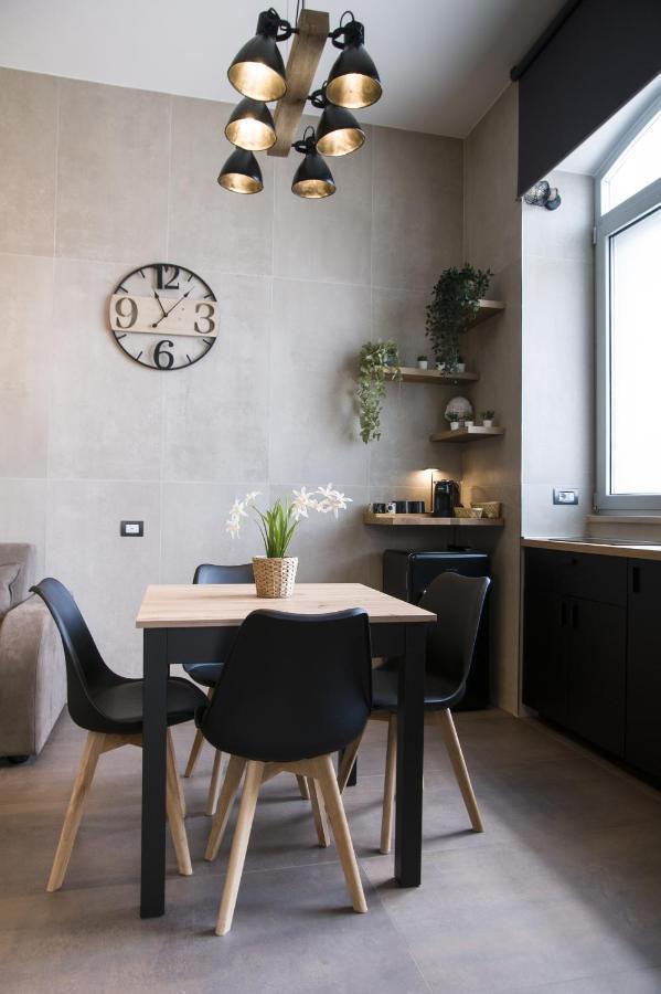 Suite 18 Luxury Apartments Bari Exterior foto