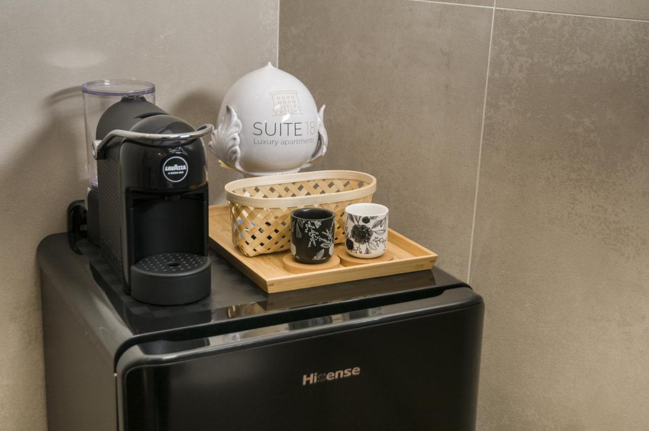 Suite 18 Luxury Apartments Bari Exterior foto
