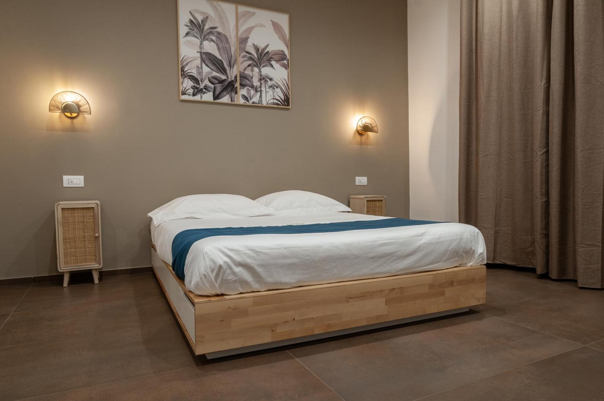 Suite 18 Luxury Apartments Bari Exterior foto