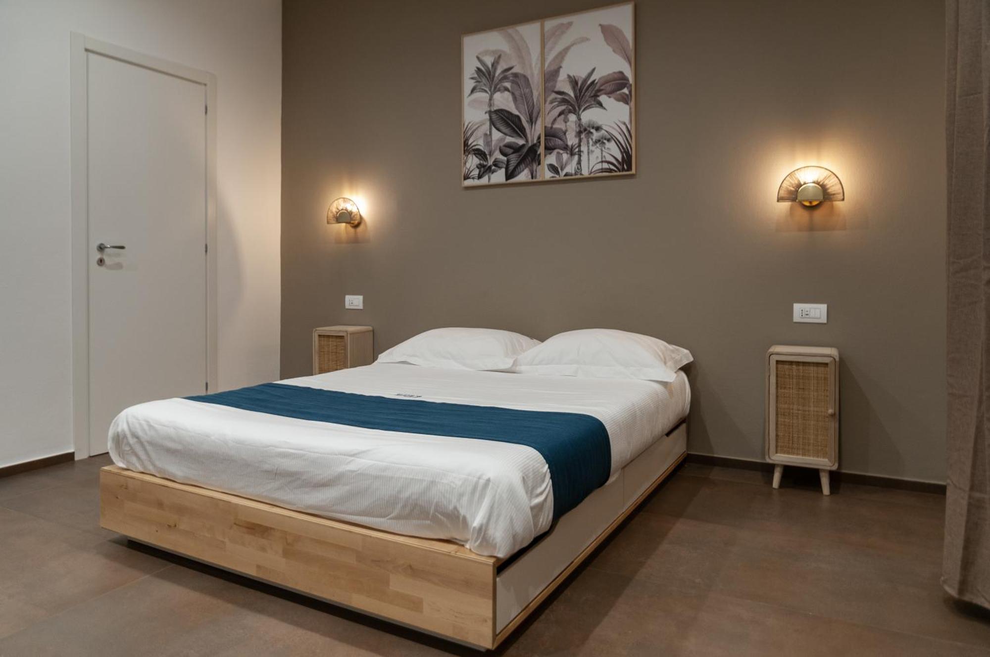 Suite 18 Luxury Apartments Bari Exterior foto