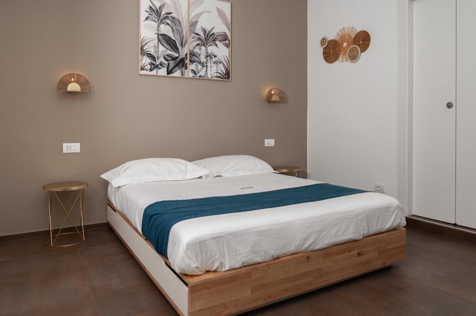 Suite 18 Luxury Apartments Bari Exterior foto
